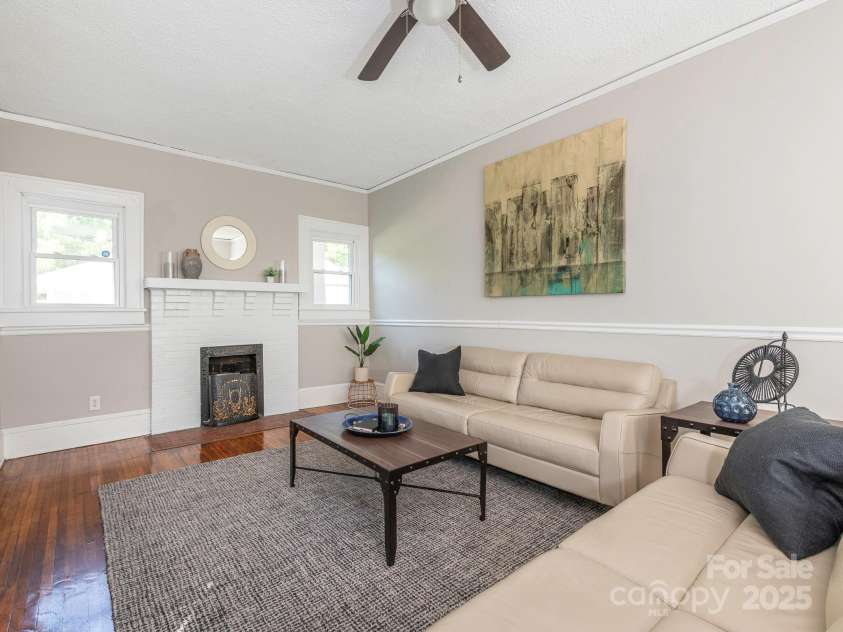 1411 Lineberger Avenue, Gastonia, NC 28052.  MLS# CAR4198175, YatesRealty ID 818. 