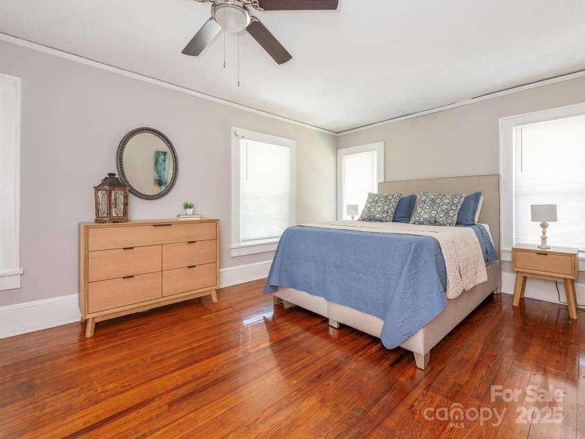 1411 Lineberger Avenue, Gastonia, NC 28052.  MLS# CAR4198175, YatesRealty ID 818. 