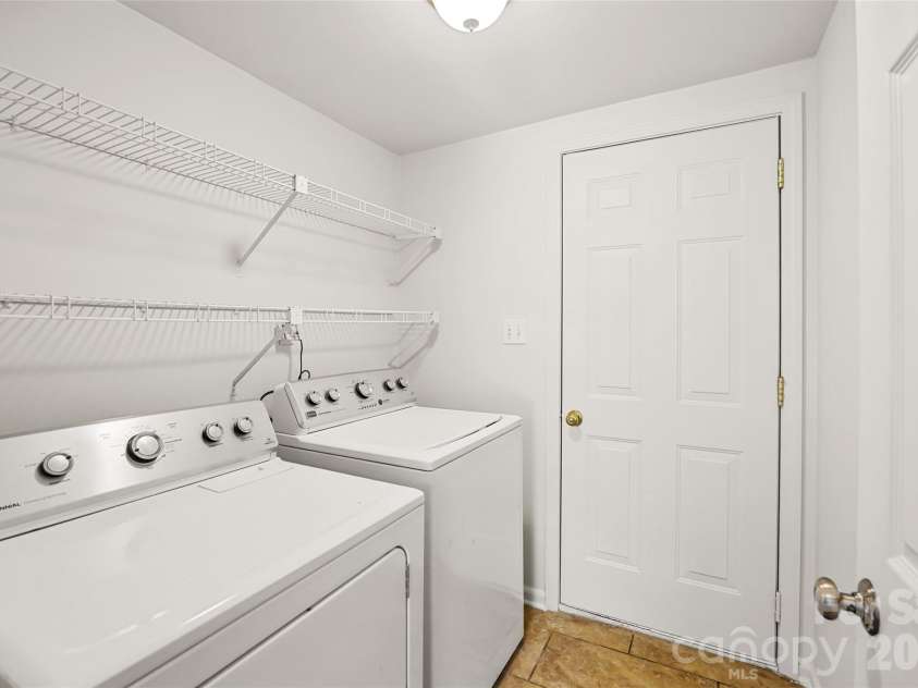 9406 Fairway Ridge Road, Charlotte, NC 28277.  MLS# CAR4358704, YatesRealty ID 8180. 