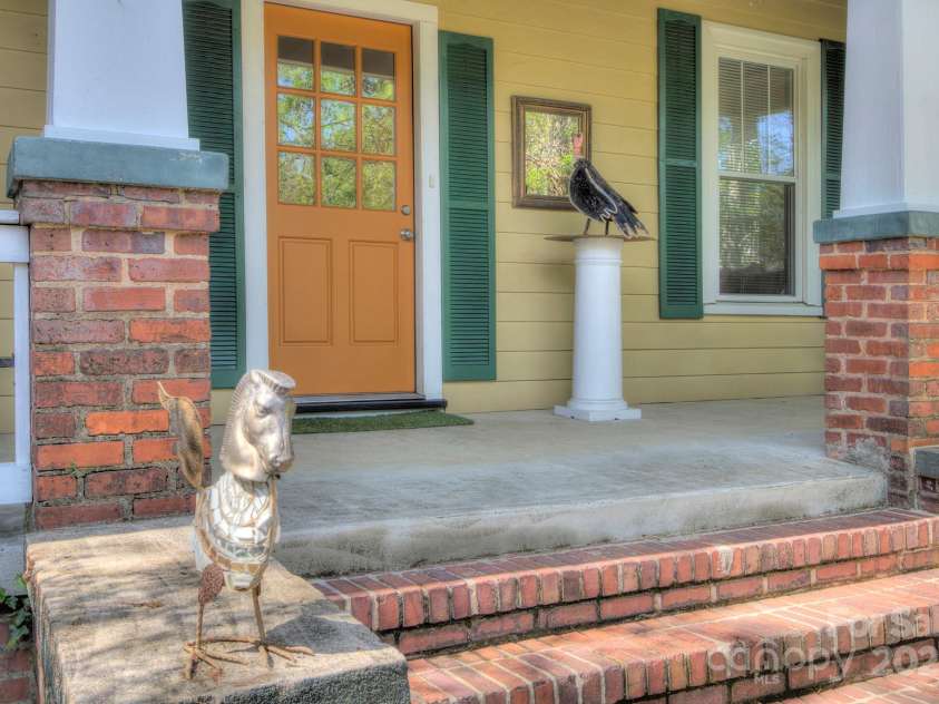 1000 35th Street, Charlotte, NC 28205.  MLS# CAR4244856, YatesRealty ID 8181. 