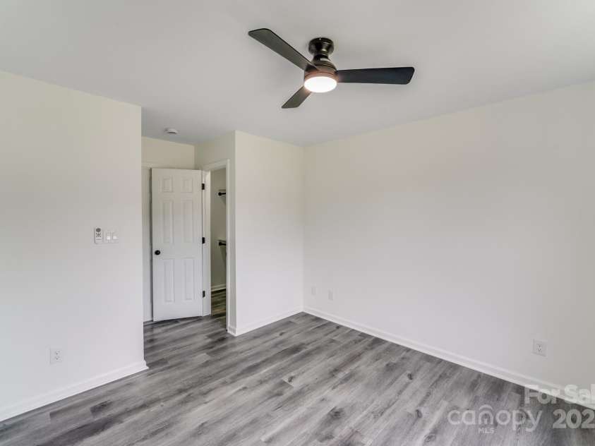 144 Walking Horse Run, Stanley, NC 28164.  MLS# CAR4288143, YatesRealty ID 8182. 