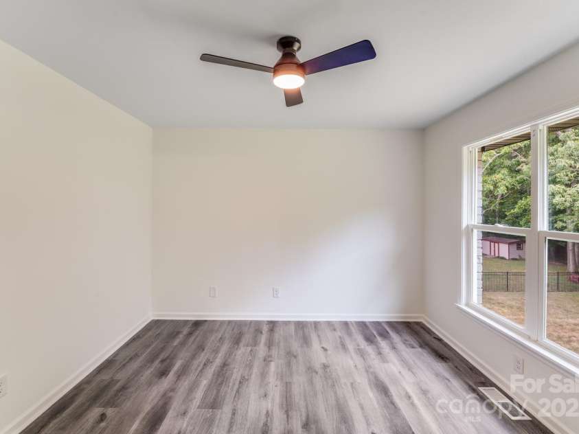 144 Walking Horse Run, Stanley, NC 28164.  MLS# CAR4288143, YatesRealty ID 8182. 