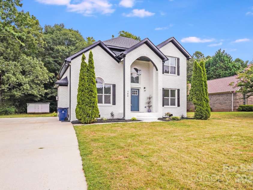 144 Walking Horse Run, Stanley, NC 28164.  MLS# CAR4288143, YatesRealty ID 8182. 