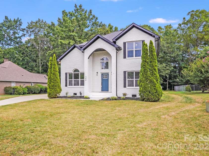 144 Walking Horse Run, Stanley, NC 28164.  MLS# CAR4288143, YatesRealty ID 8182. 