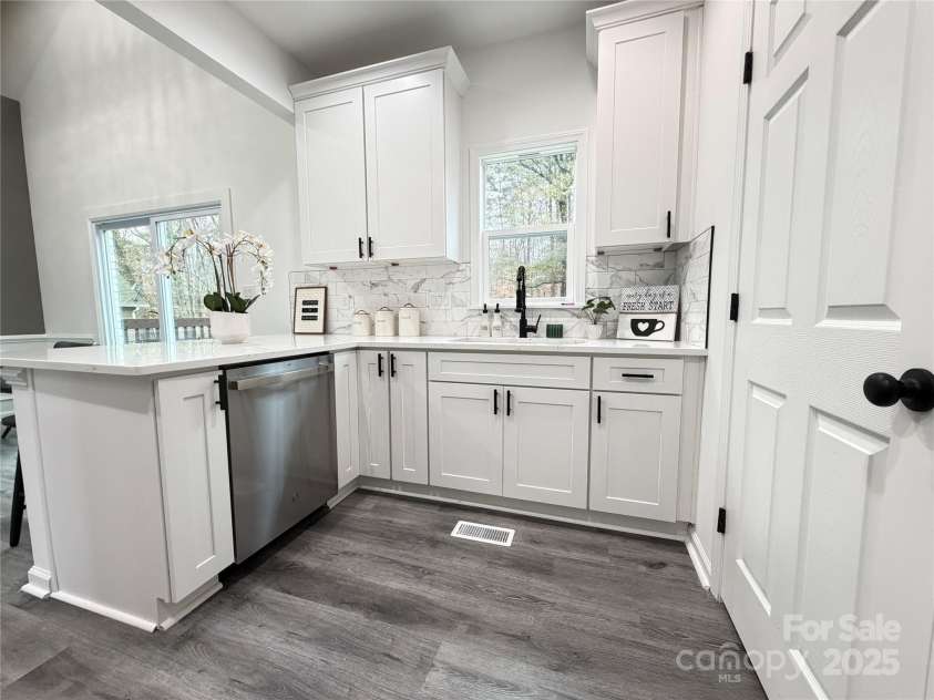 144 Walking Horse Run, Stanley, NC 28164.  MLS# CAR4288143, YatesRealty ID 8182. 