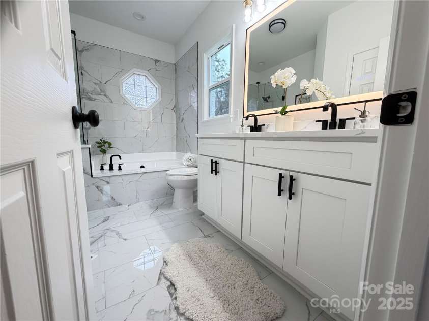 144 Walking Horse Run, Stanley, NC 28164.  MLS# CAR4288143, YatesRealty ID 8182. 