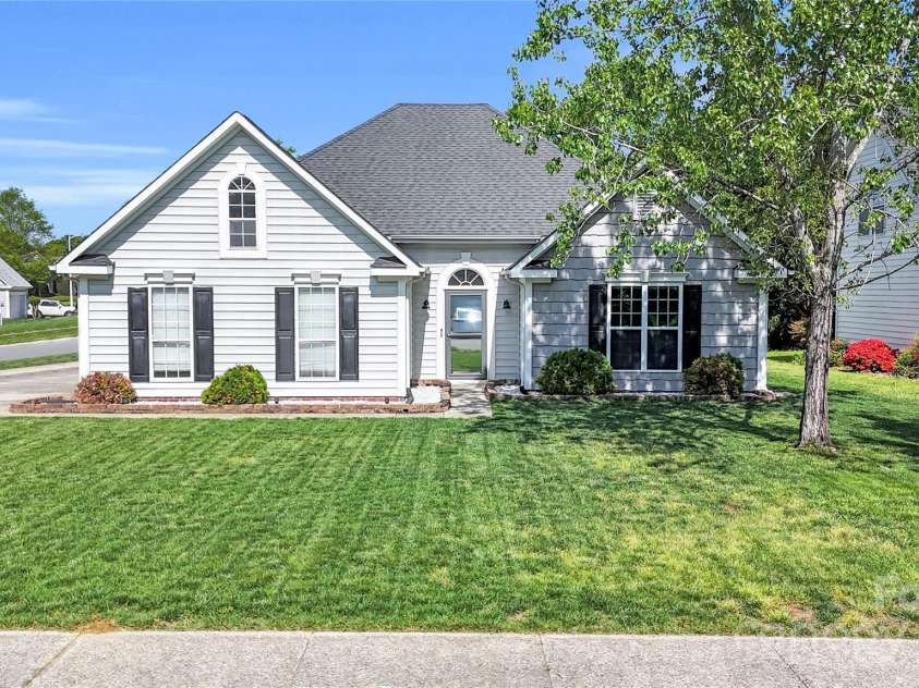 3701 Arthur Street, Indian Trail, NC 28079.  MLS# CAR4241282, YatesRealty ID 8182. 