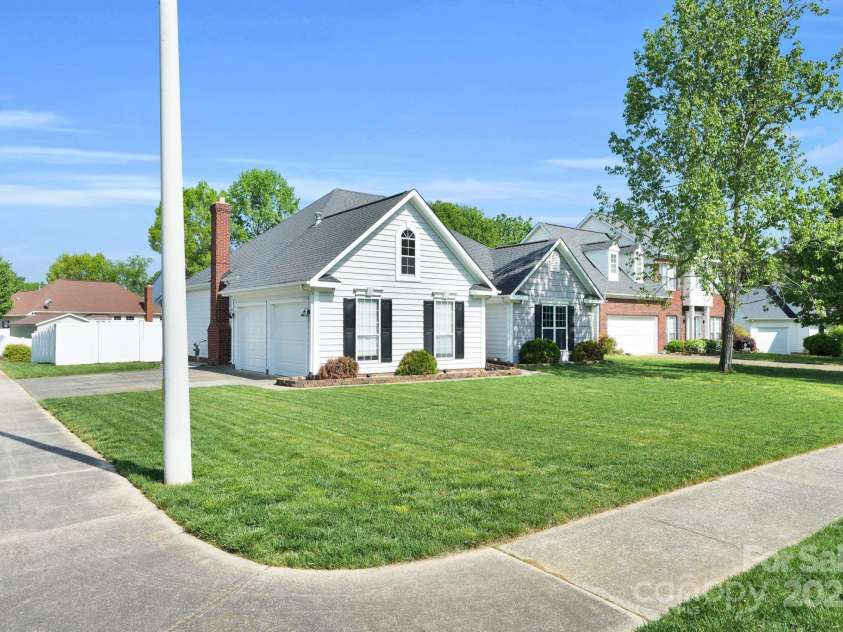 3701 Arthur Street, Indian Trail, NC 28079.  MLS# CAR4241282, YatesRealty ID 8182. 