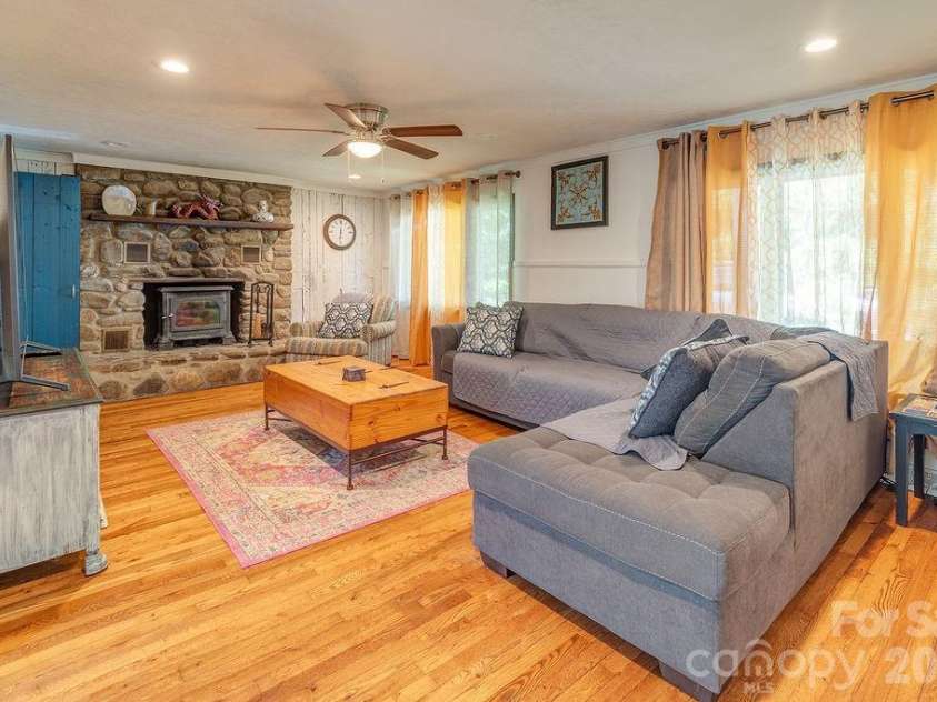 2143 Pisgah Highway, Candler, NC 28715.  MLS# CAR4266869, YatesRealty ID 8183. 