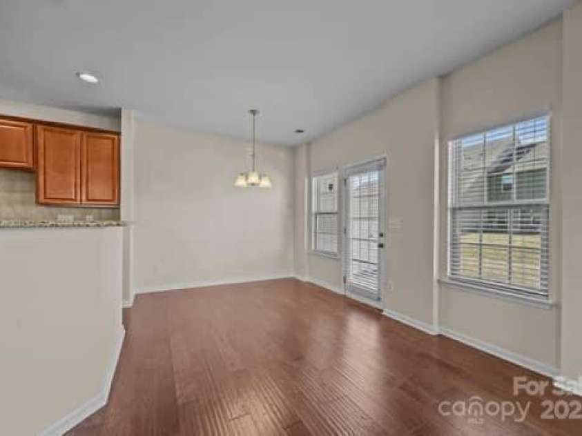 11142 Jc Murray Drive, Concord, NC 28027.  MLS# CAR4226944, YatesRealty ID 8185. Dining Area