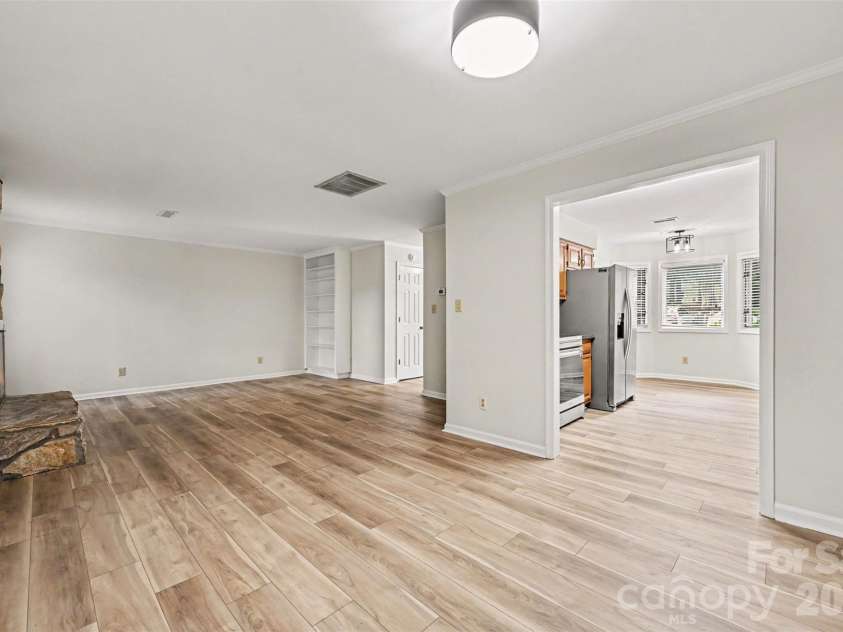 1036 Wexford Place, Concord, NC 28027.  MLS# CAR4346677, YatesRealty ID 8186. 