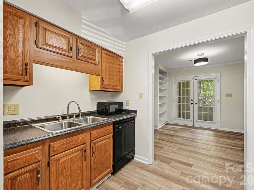 1036 Wexford Place, Concord, NC 28027.  MLS# CAR4346677, YatesRealty ID 8186. 