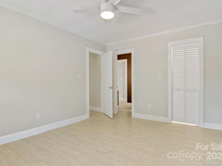 308 Southland Road, Huntersville, NC 28078.  MLS# CAR4249839, YatesRealty ID 8188. 