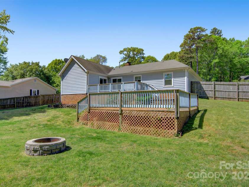 308 Southland Road, Huntersville, NC 28078.  MLS# CAR4249839, YatesRealty ID 8188. 