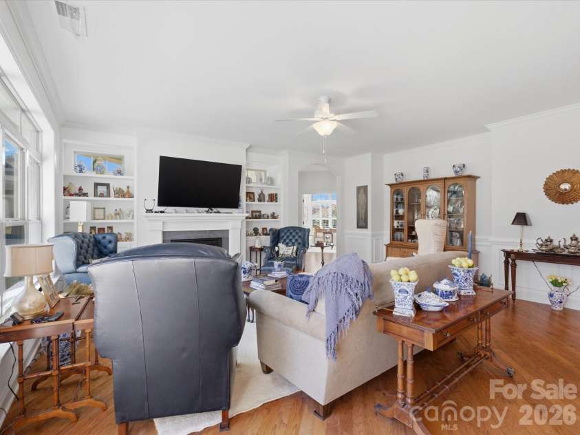 1180 Avalon Place, Matthews, NC 28104.  MLS# CAR4361510, YatesRealty ID 8189. 