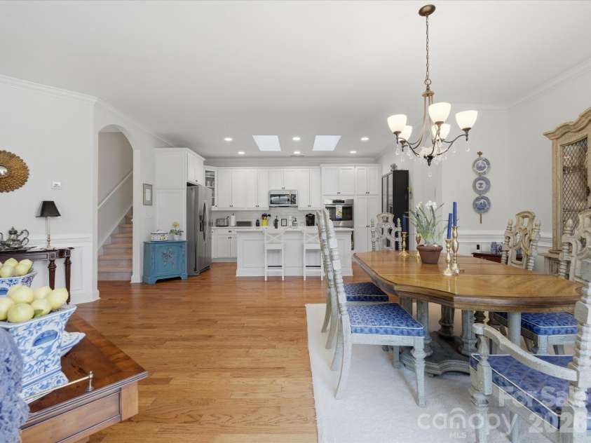 1180 Avalon Place, Matthews, NC 28104.  MLS# CAR4361510, YatesRealty ID 8189. 