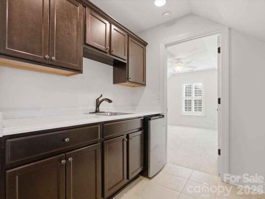 1180 Avalon Place, Matthews, NC 28104.  MLS# CAR4361510, YatesRealty ID 8189. 
