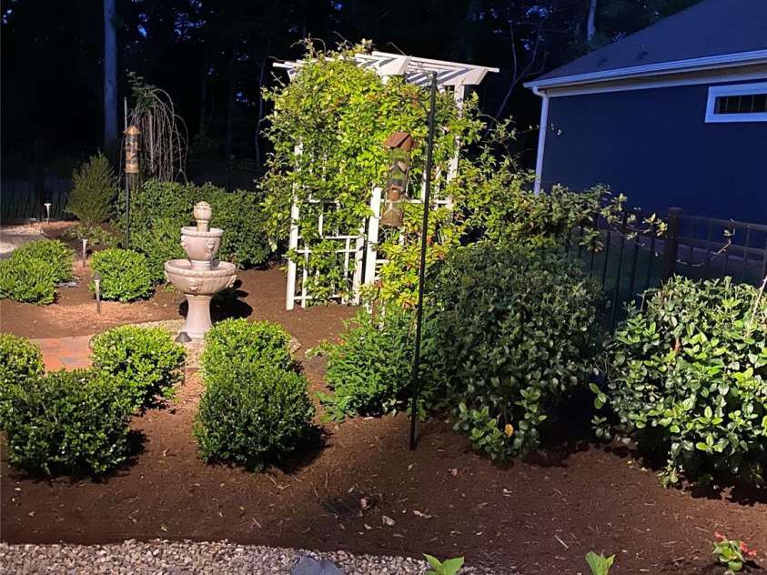 1180 Avalon Place, Matthews, NC 28104.  MLS# CAR4361510, YatesRealty ID 8189. 