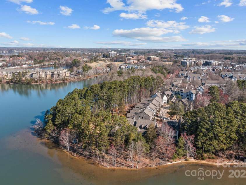 302 Ambleside Village Lane, Davidson, NC 28036.  MLS# CAR4228378, YatesRealty ID 8189. 