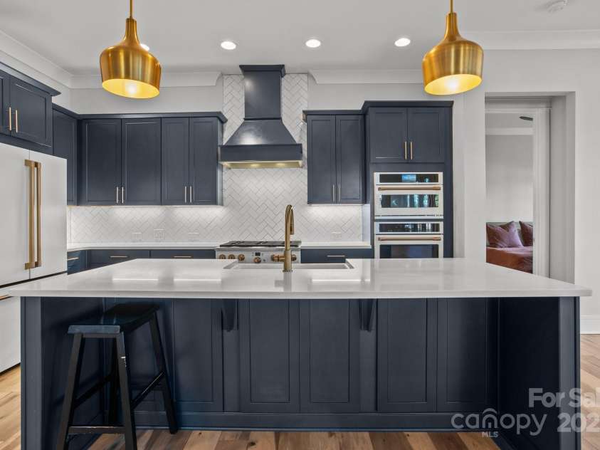 302 Ambleside Village Lane, Davidson, NC 28036.  MLS# CAR4228378, YatesRealty ID 8189. 