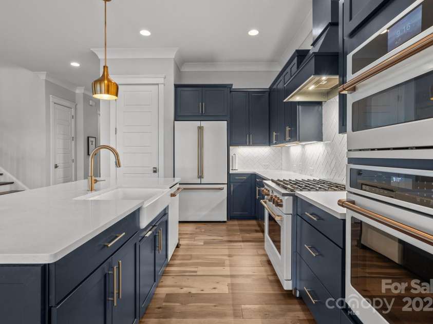 302 Ambleside Village Lane, Davidson, NC 28036.  MLS# CAR4228378, YatesRealty ID 8189. 