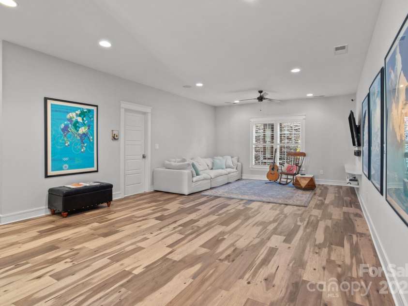 302 Ambleside Village Lane, Davidson, NC 28036.  MLS# CAR4228378, YatesRealty ID 8189. 