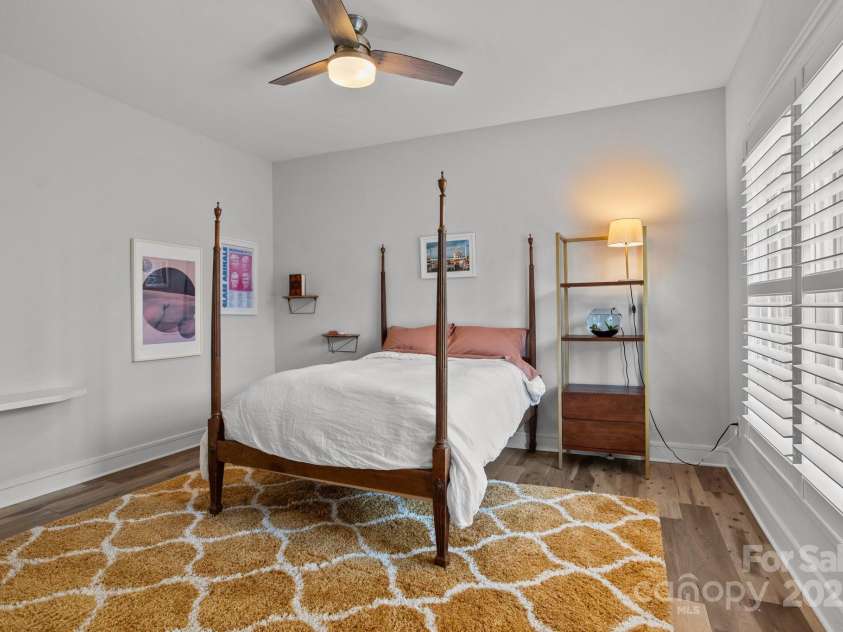 302 Ambleside Village Lane, Davidson, NC 28036.  MLS# CAR4228378, YatesRealty ID 8189. 