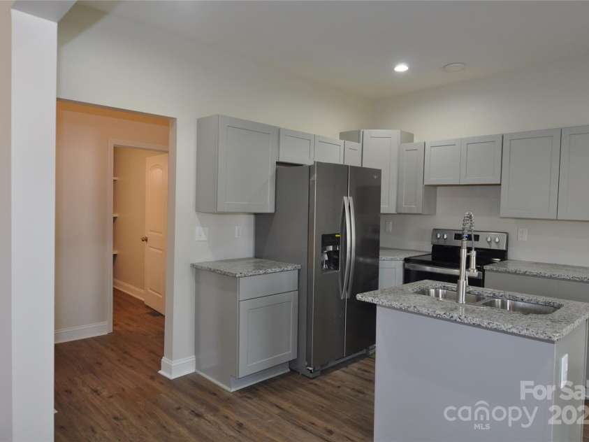 536 Fourth Street, Chester, SC 29706.  MLS# CAR4201059, YatesRealty ID 819. 