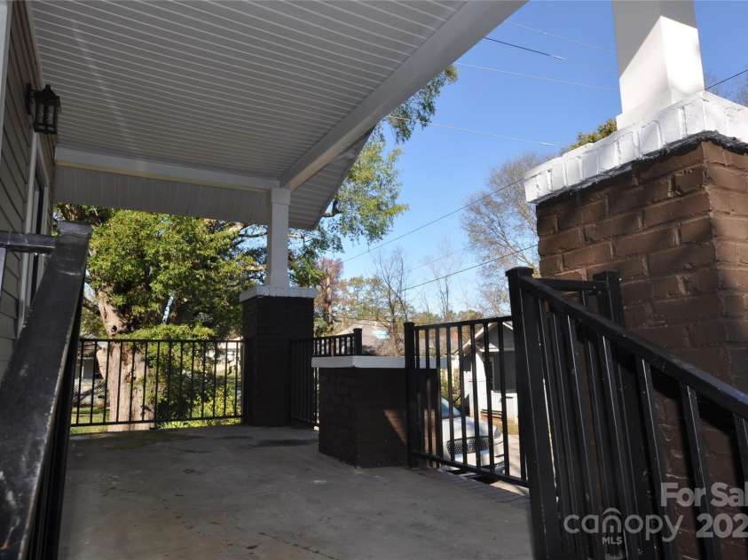 536 Fourth Street, Chester, SC 29706.  MLS# CAR4201059, YatesRealty ID 819. 