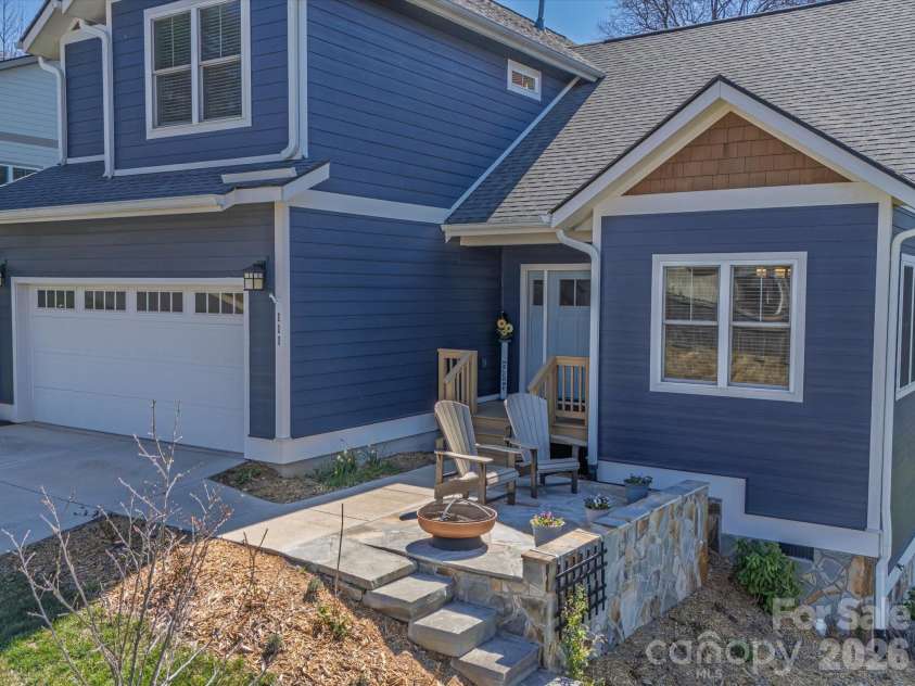 111 Ellis Lane, Arden, NC 28704.  MLS# CAR4362582, YatesRealty ID 8190. Enjoy watching the flowers and trees bloom