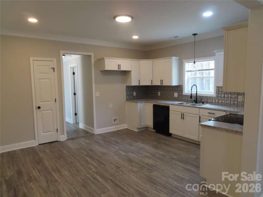3095 Hillcrest Road, York, SC 29745.  MLS# CAR4364094, YatesRealty ID 8191. 