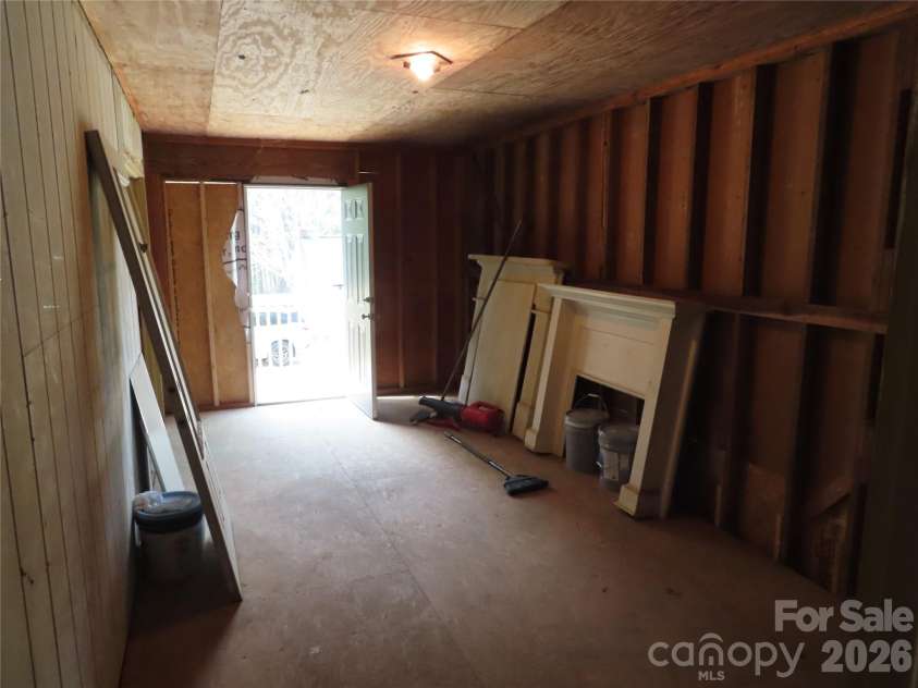 3095 Hillcrest Road, York, SC 29745.  MLS# CAR4364094, YatesRealty ID 8191. 