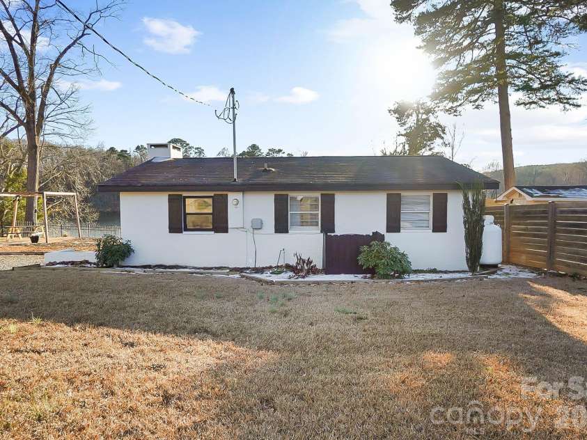 22246 Oakwood Road, Albemarle, NC 28001.  MLS# CAR4342062, YatesRealty ID 8193. 