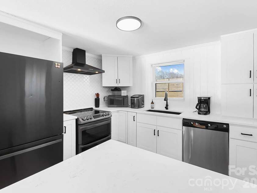 22246 Oakwood Road, Albemarle, NC 28001.  MLS# CAR4342062, YatesRealty ID 8193. 