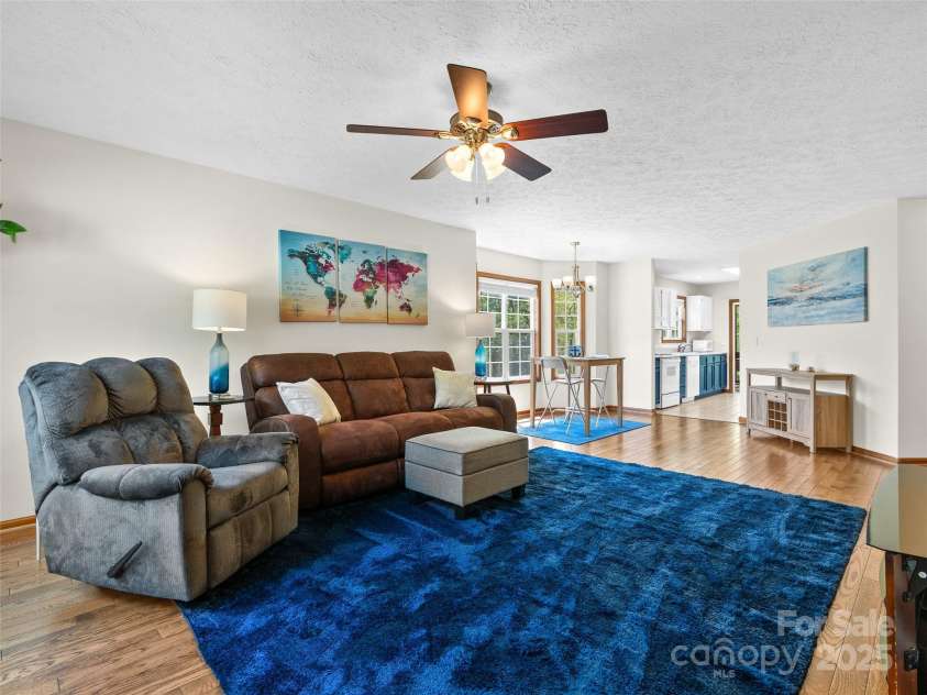 4 High Mountain Lane, Candler, NC 28715.  MLS# CAR4248411, YatesRealty ID 8193. 