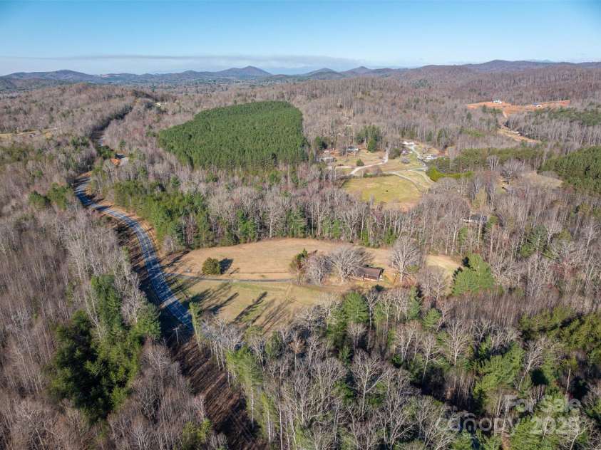 5839 Duck Creek Road, Lenoir, NC 28645.  MLS# CAR4237926, YatesRealty ID 8194. 