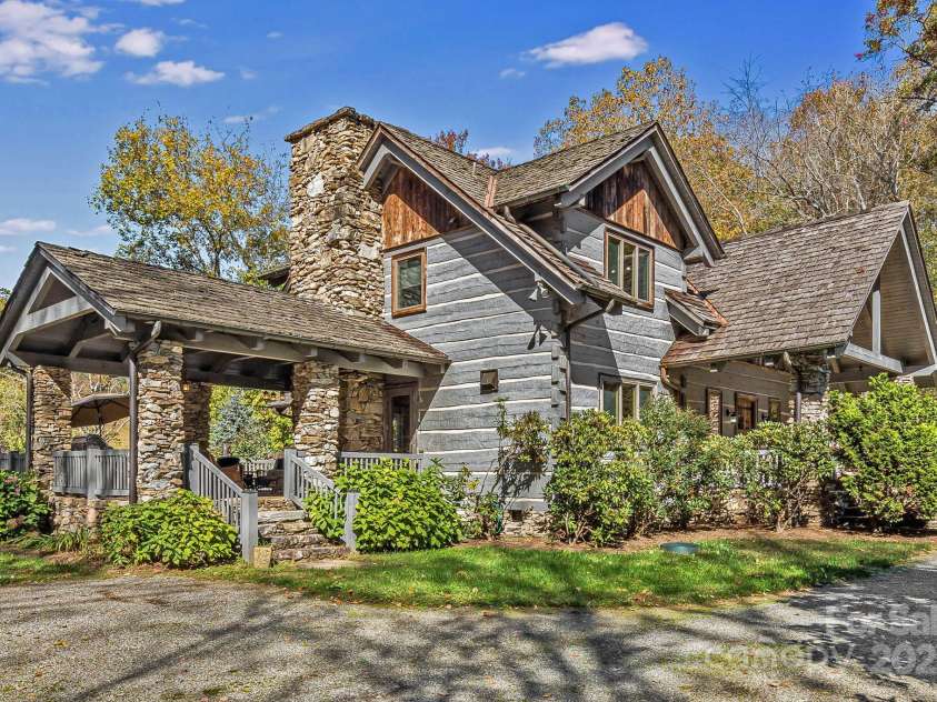 99 Thistle Ridge, Canton, NC 28716.  MLS# CAR4316255, YatesRealty ID 8194. 