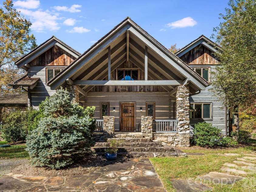 99 Thistle Ridge, Canton, NC 28716.  MLS# CAR4316255, YatesRealty ID 8194. 
