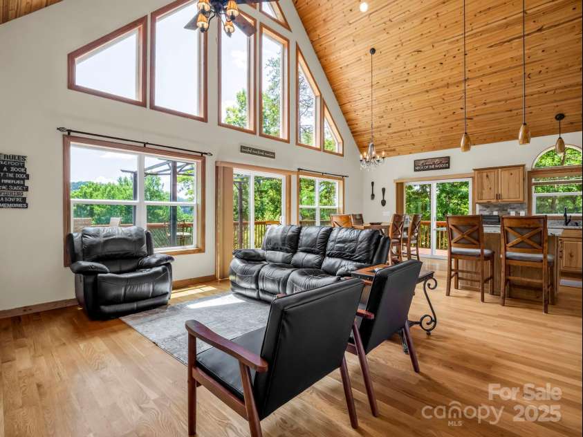 188 Fern Loop, Lake Lure, NC 28746.  MLS# CAR4287067, YatesRealty ID 8197. 