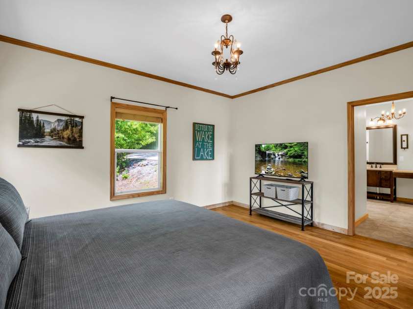 188 Fern Loop, Lake Lure, NC 28746.  MLS# CAR4287067, YatesRealty ID 8197. 