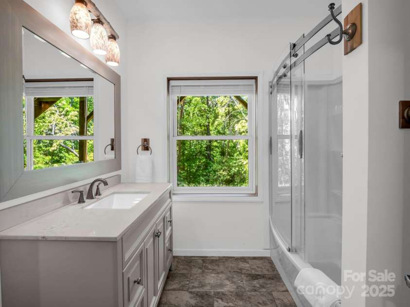 188 Fern Loop, Lake Lure, NC 28746.  MLS# CAR4287067, YatesRealty ID 8197. 