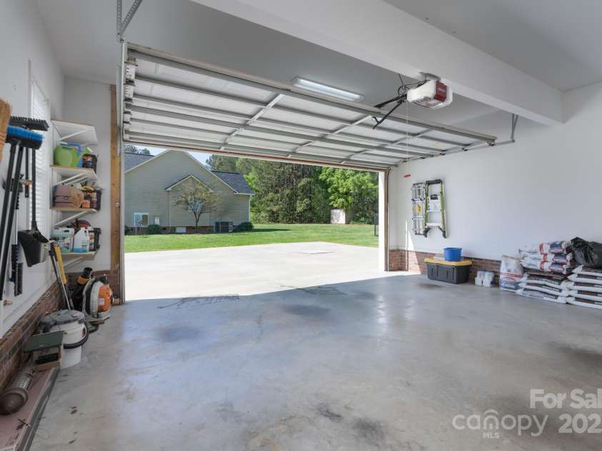 921 Snow Prince Lane, York, SC 29745.  MLS# CAR4244172, YatesRealty ID 8197. Double Garage