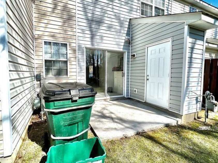 1754 Pergola Place, Charlotte, NC 28213.  MLS# CAR4231232, YatesRealty ID 8198. 