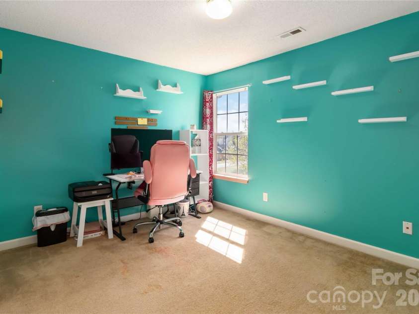 917 Poplar Forest Ridge, Clover, SC 29710.  MLS# CAR4359803, YatesRealty ID 8199. 