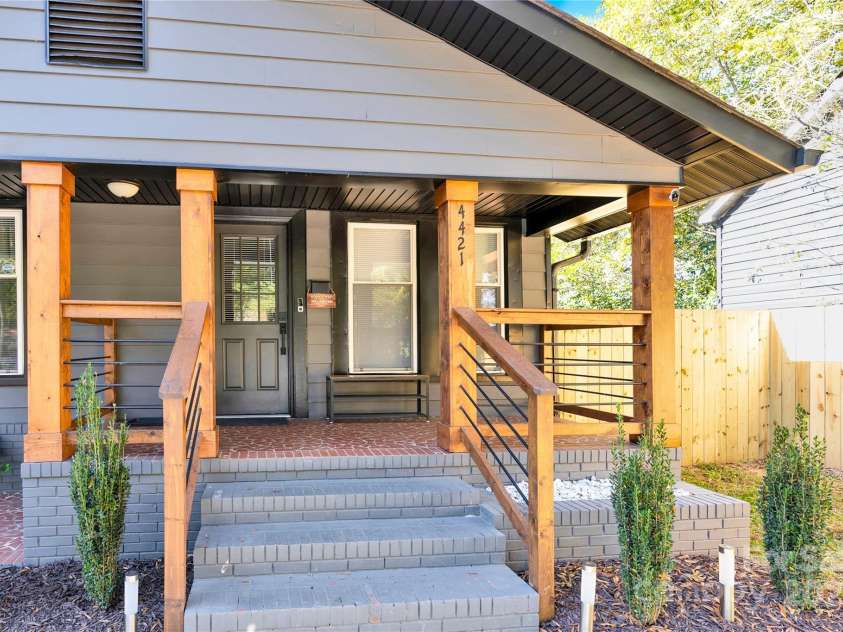 4421 Gum Street, Charlotte, NC 28208.  MLS# CAR4294508, YatesRealty ID 820. 