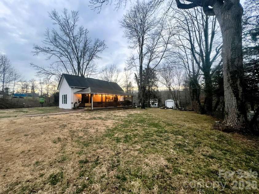 246 Tryon Road, Rutherfordton, NC 28139.  MLS# CAR4344001, YatesRealty ID 8200. 