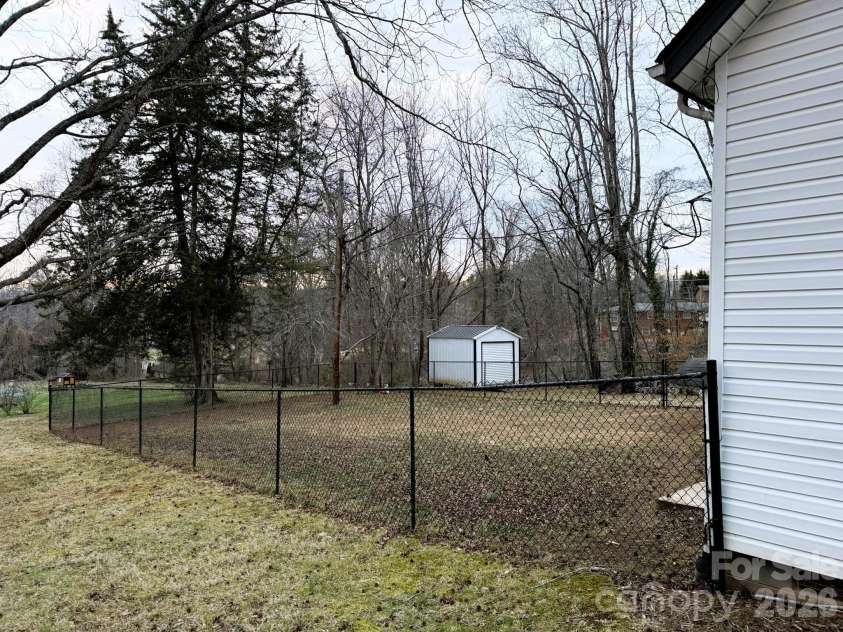 246 Tryon Road, Rutherfordton, NC 28139.  MLS# CAR4344001, YatesRealty ID 8200. 