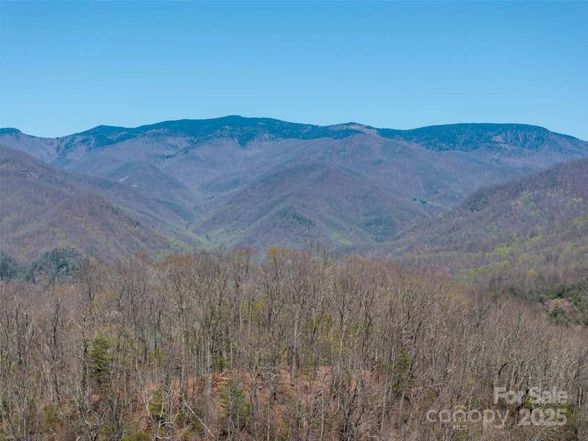 318 Brown Mountain Drive, Cullowhee, NC 28723.  MLS# CAR4235887, YatesRealty ID 8200. Great Balsam & Blue Ridge Parkway