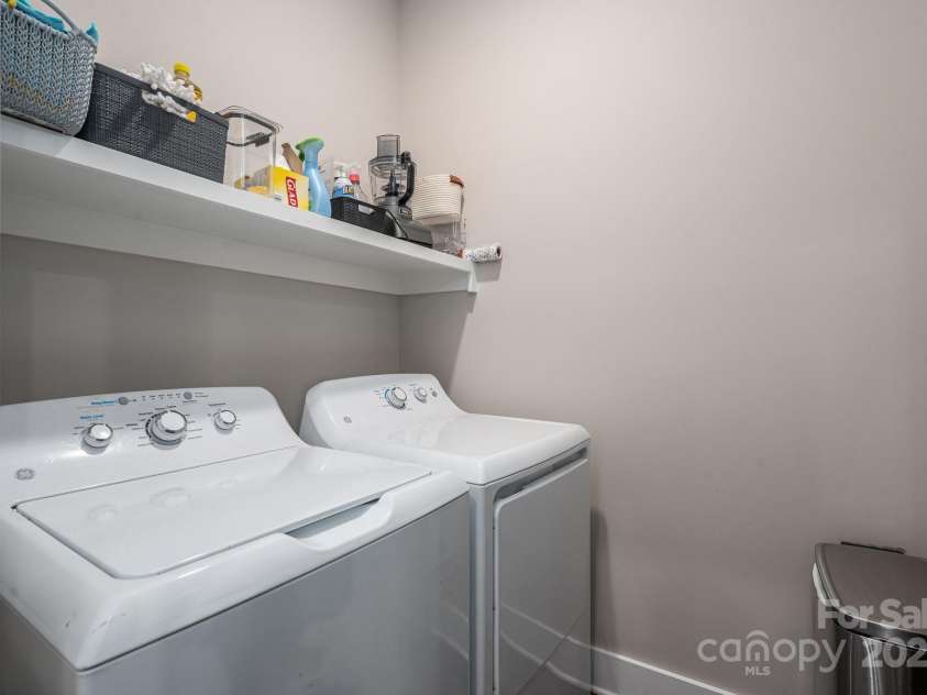 912 Westside Drive, Newton, NC 28658.  MLS# CAR4244797, YatesRealty ID 8201. 
