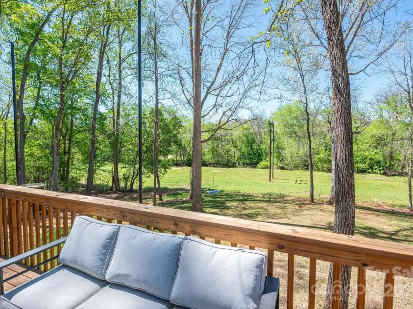 912 Westside Drive, Newton, NC 28658.  MLS# CAR4244797, YatesRealty ID 8201. 